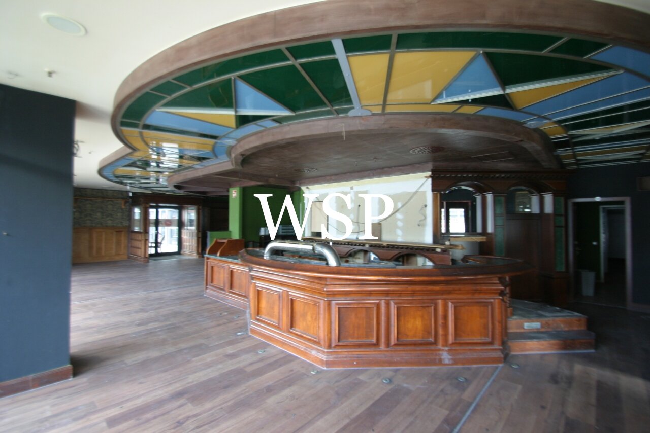 WSP: Laufkundschaft? Außengastronomie? Mit Film und Fernsehen? Alles ja! WSP: Laufkundschaft? Außengastronomie? Mit Film und Fernsehen? Alles ja!